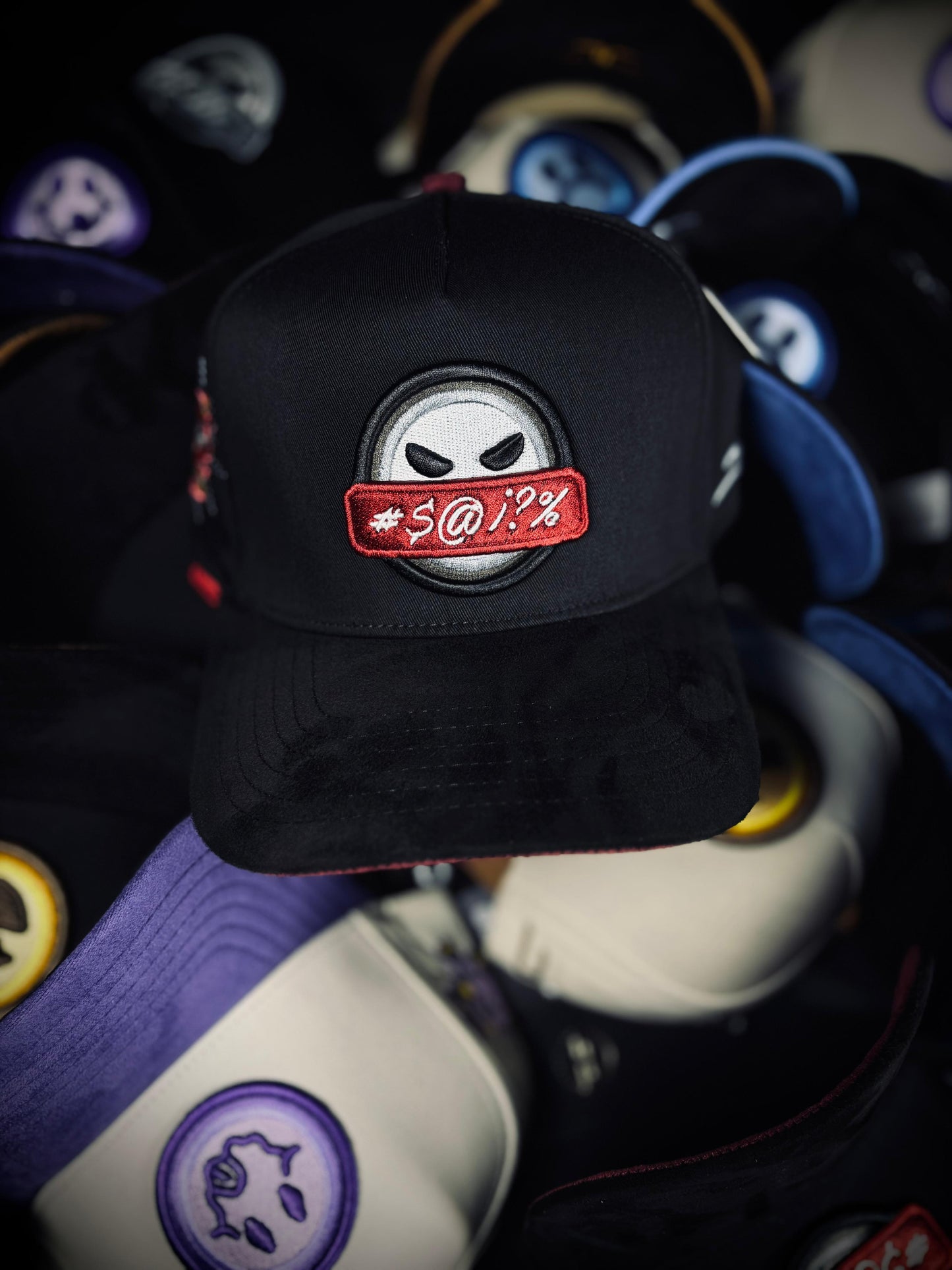 JC HATS BEATIFUL DISASTER "RED BLACK"