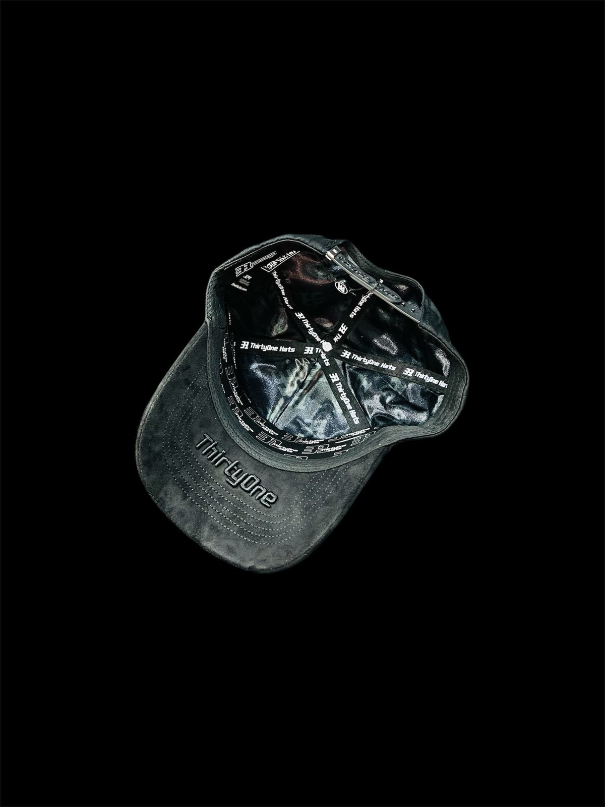 31 Hats NY Black Crystal