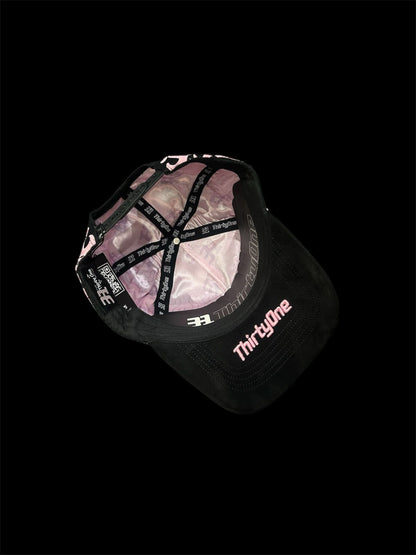 31 Hats NY Pearls in Love