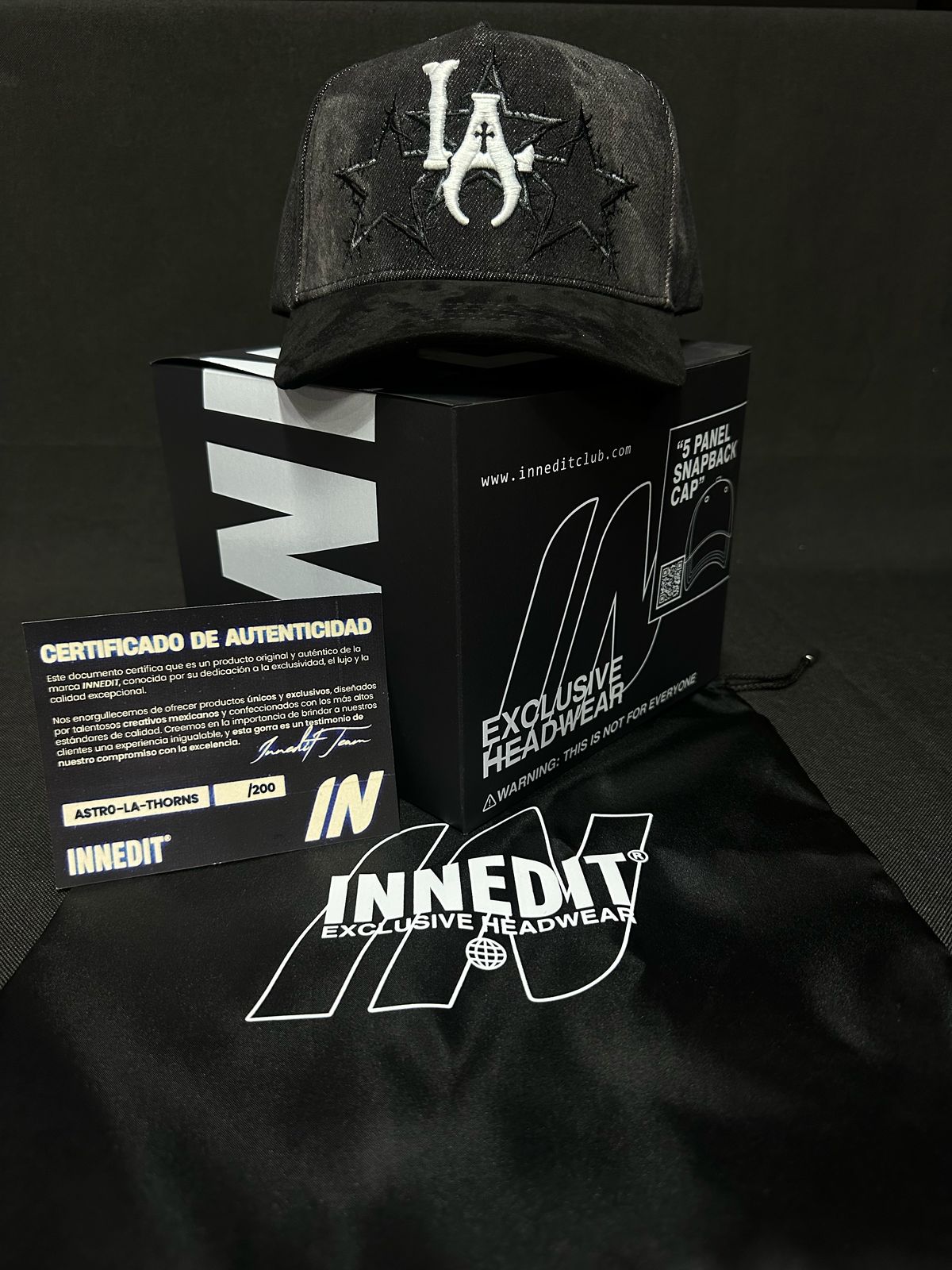 INNEDIT ASTROS-LA-TRONS